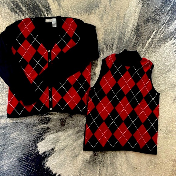 Red & Black Argyle Sweater Set by Liz Claiborne, EUC Ladies Size M/L - Picture 1 of 3